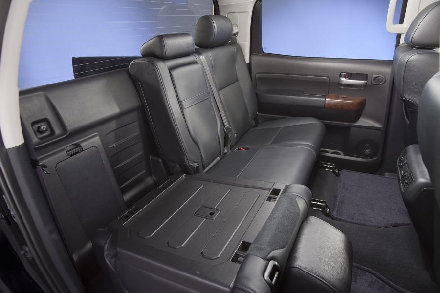  Toyota Tundra CrewMax Platinum Package 2010 года  (фото 10 из 32)